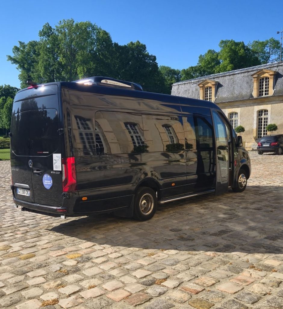 car stationné pour un événement privé